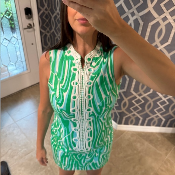Lilly Pulitzer shift dress - Picture 2 of 3